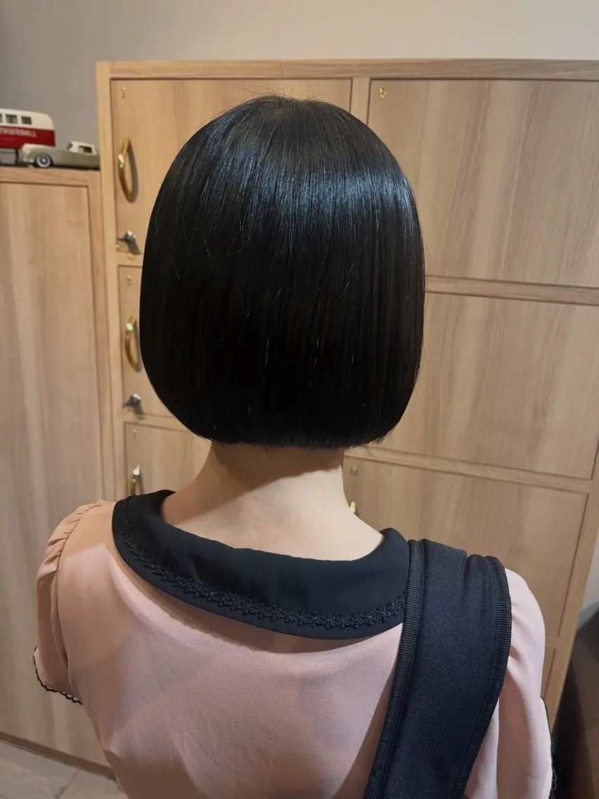 ショート ボブ カット 臺 佳連のヘアスタイル