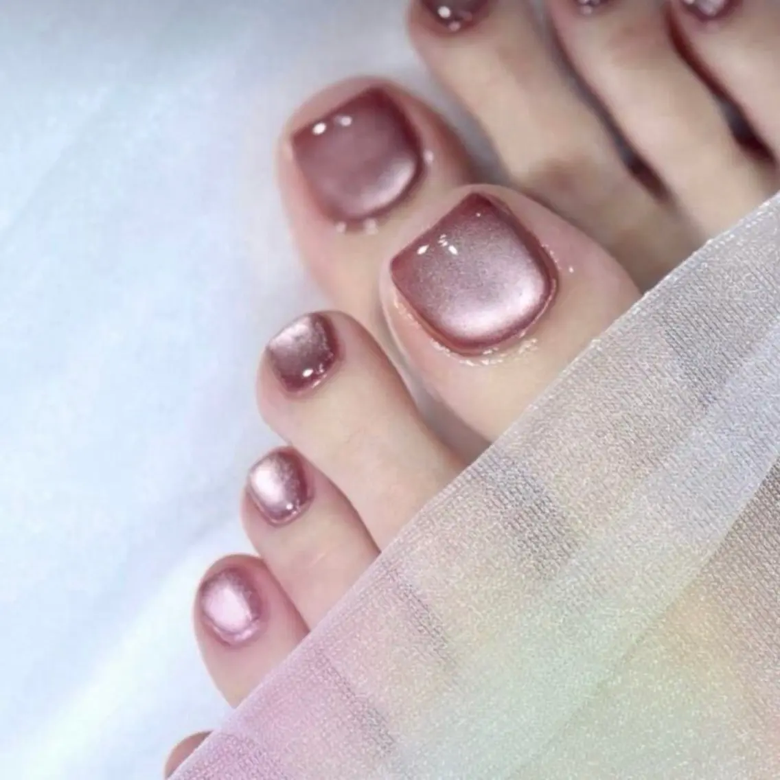 ミディアム フットネイル Linh Nailのネイルデザイン