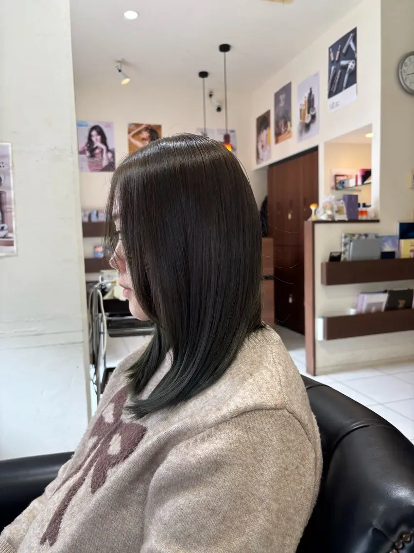 カラー 透明感カラー グレージュ オリーブグレージュ オリーブグレー 髪質改善 カット ヘアカラー 小野 友暉のヘアスタイル