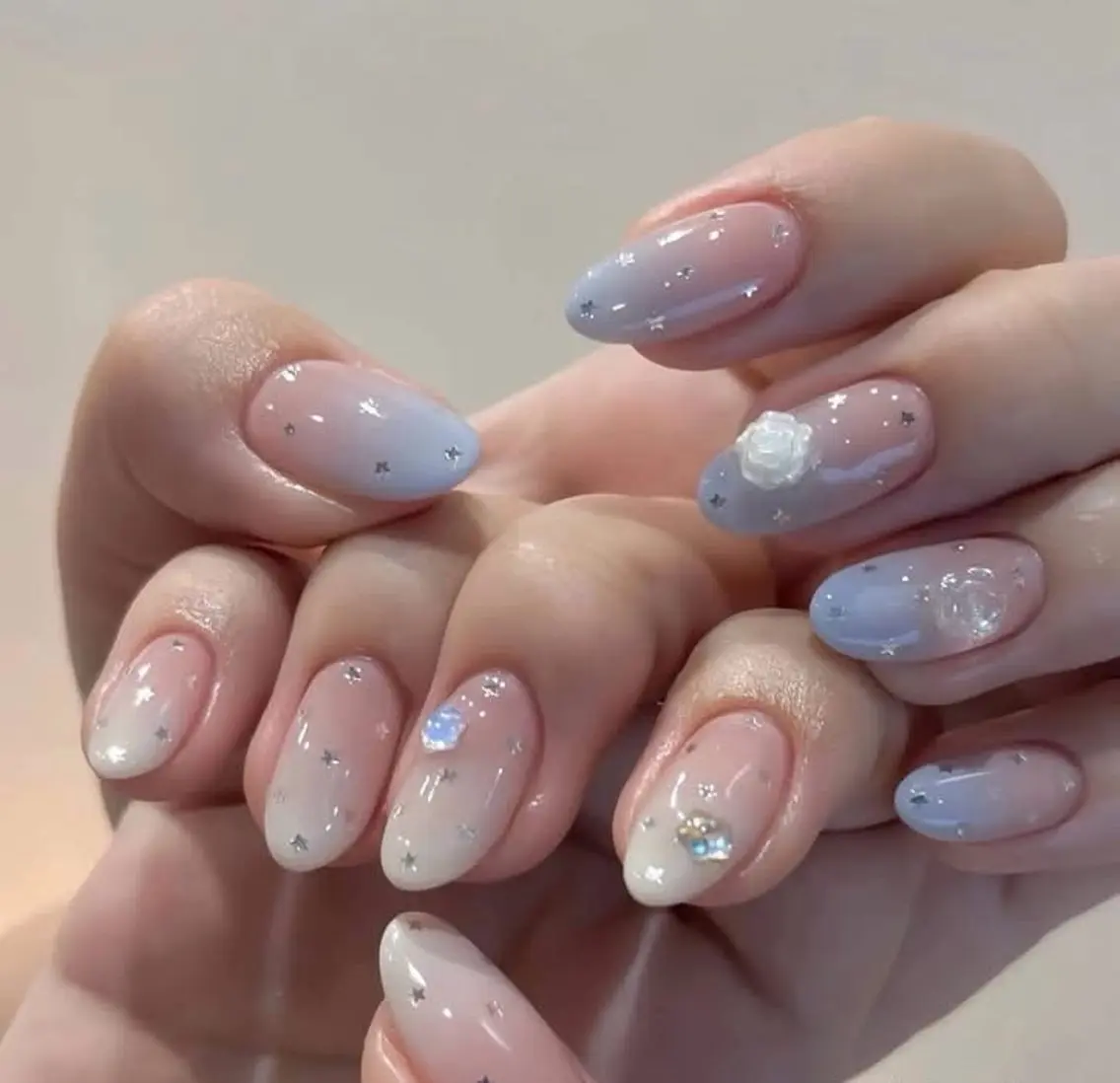 ネイル ハンドネイル T.Lee Nail Lilyのネイルデザイン