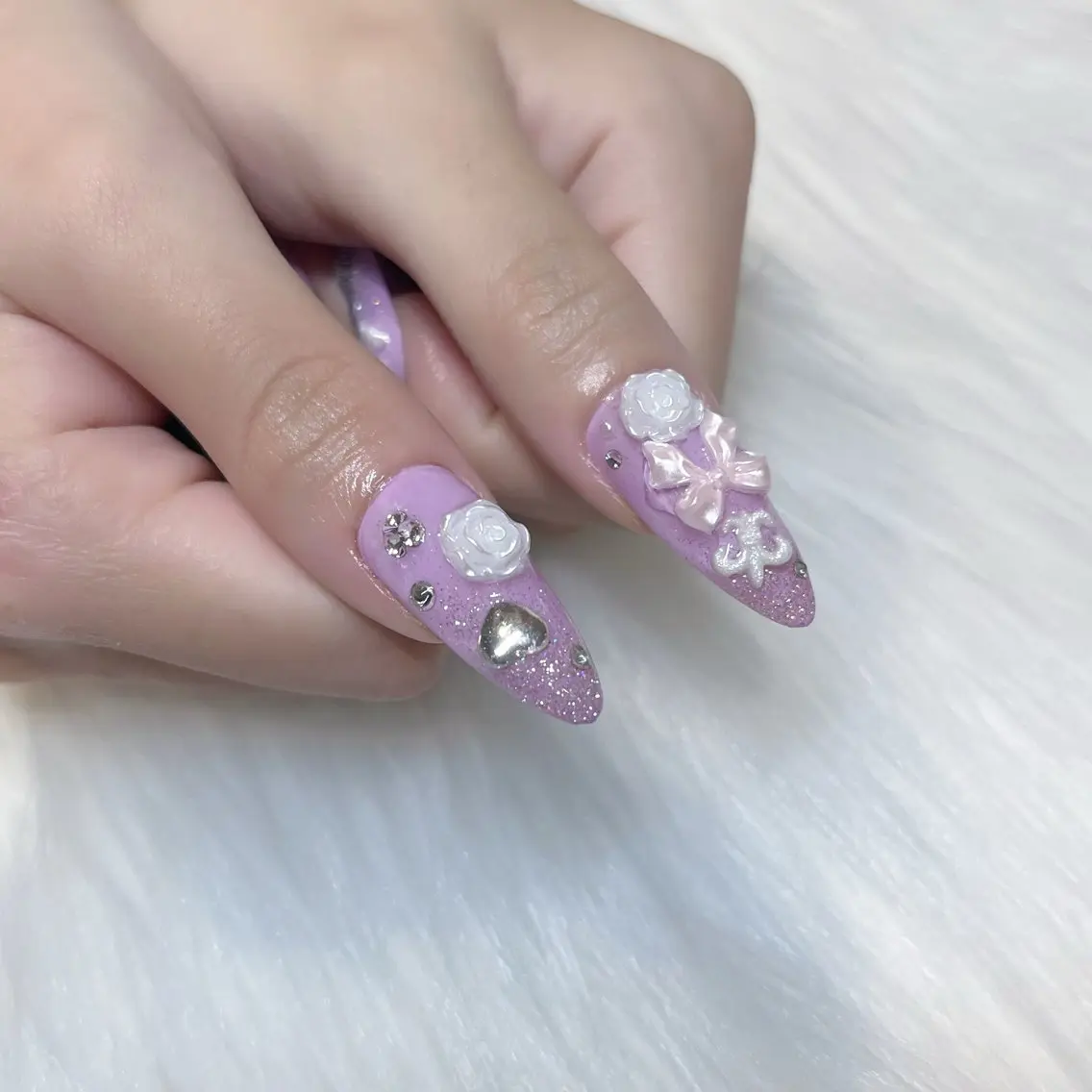 ネイル アートネイル ガーリー 韓国ネイル 持ち込み ワンホンネイル KOKONA 🎀のネイルデザイン