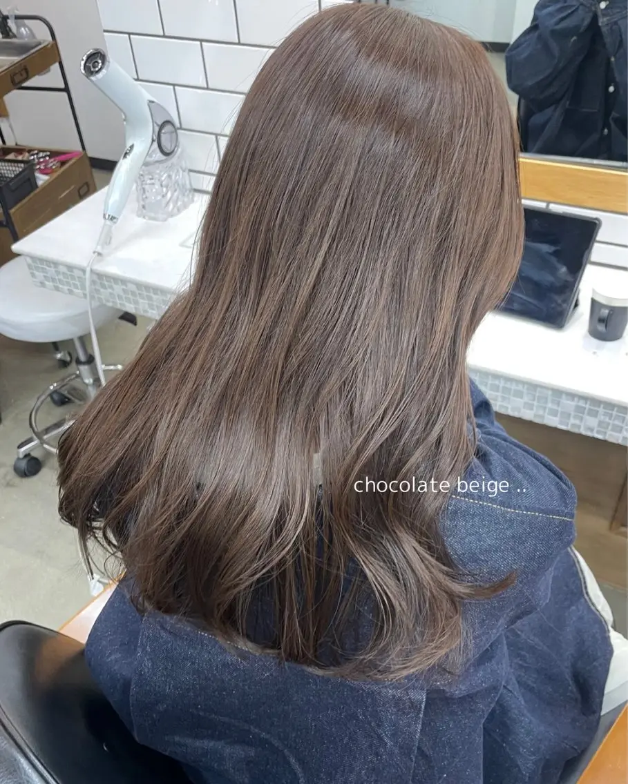 セミロング カット トリートメント くすみベージュカラー 🪻HARUKAのヘアスタイル