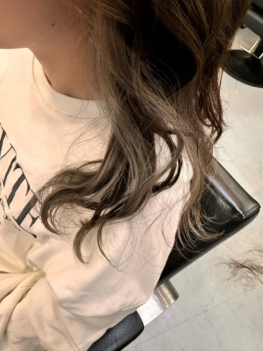セミロング カラー 透明感カラー KATSURENのヘアスタイル