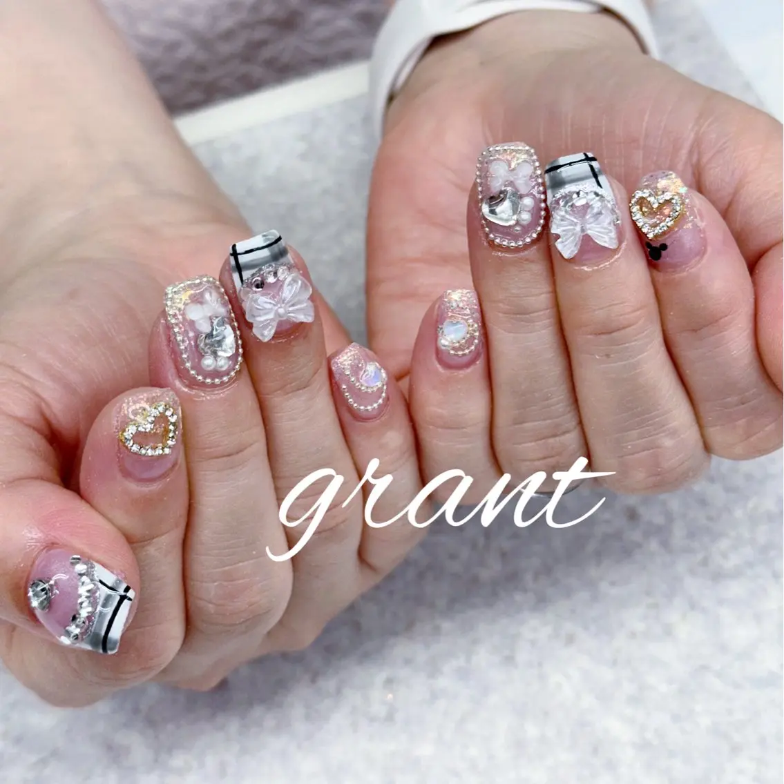 ネイル ガーリー リボン ハンドネイル nailsalon grantのネイルデザイン
