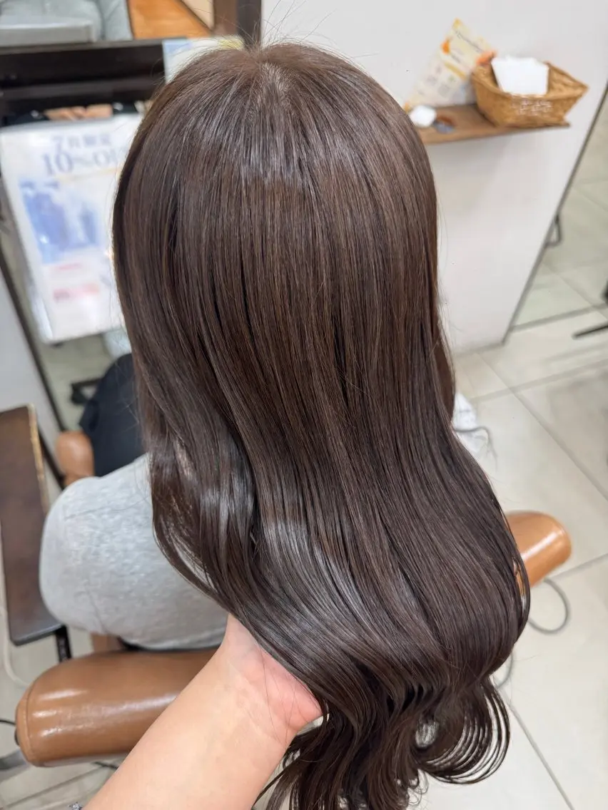ロング 池田 菜摘のヘアスタイル
