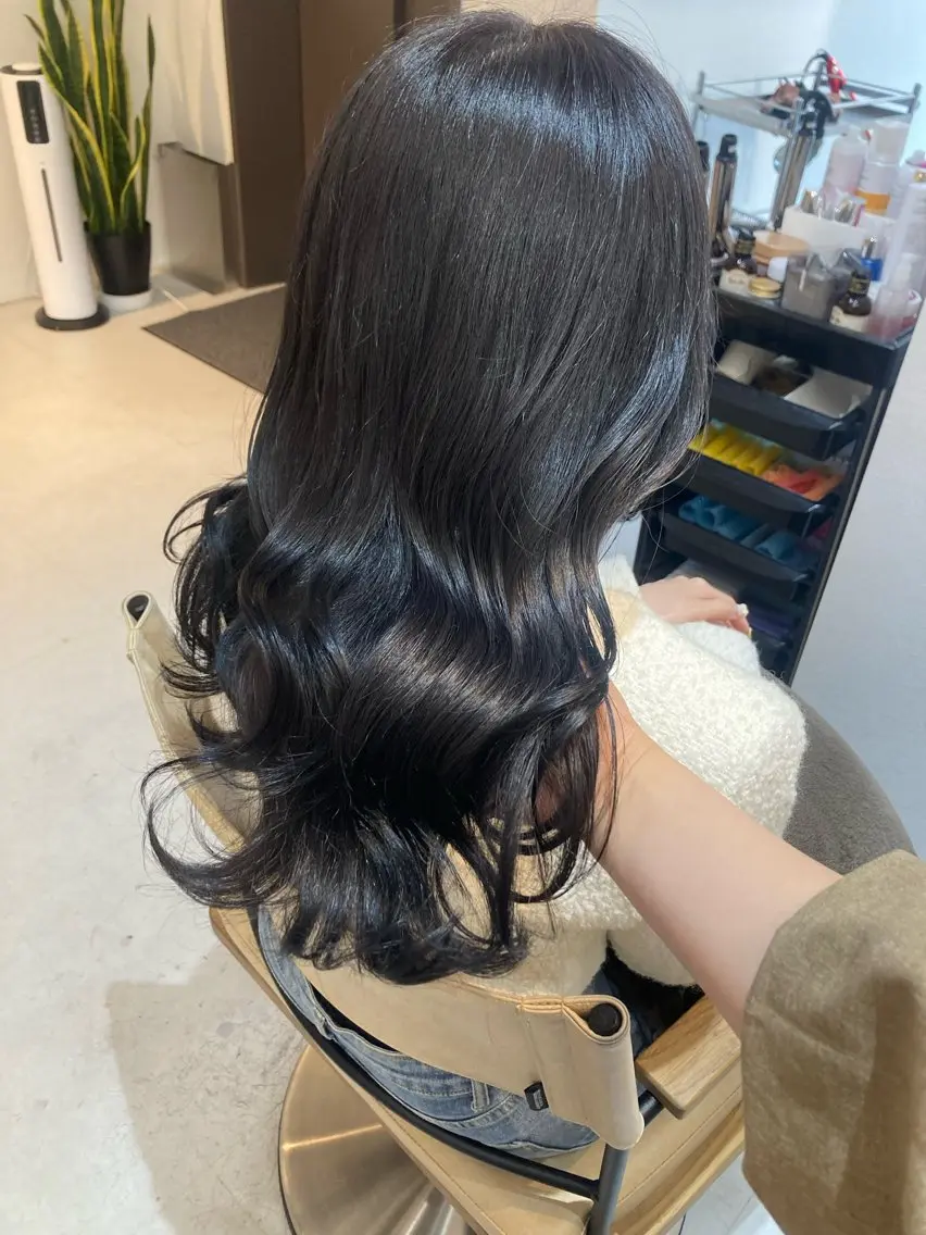 セミロング カット ヘアカラー トリートメント ✨色持ちの良い艶 カラー✨蟹江真世のヘアスタイル