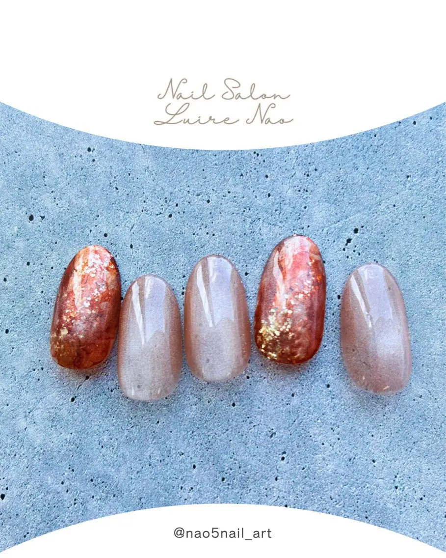 ネイル ゴールド ラメ(グリッター) ニュアンスネイル シンプルネイル 冬ネイル ハンドネイル Nail Salon Luire  Naoのネイルデザイン