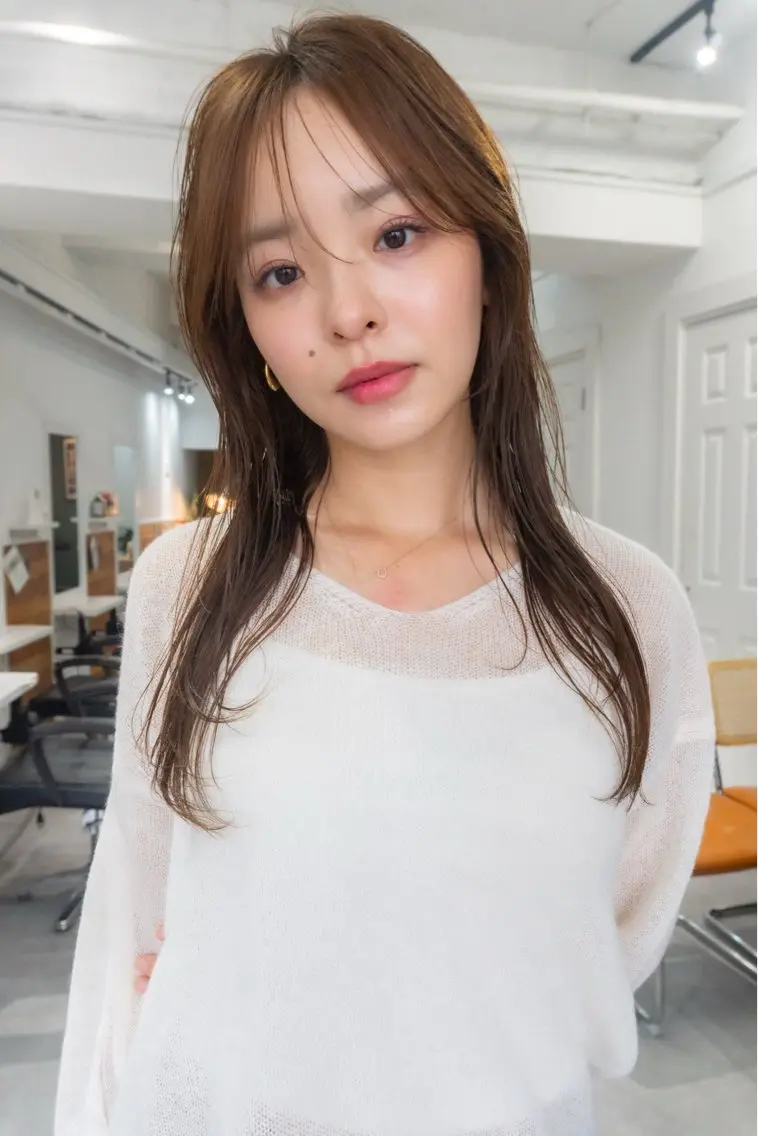 セミロング 顔まわりレイヤー 顔周りカット レイヤーカット 小顔カット カット ヘアカラー トリートメント レイヤー/似合わせ TAKUYAのヘアスタイル