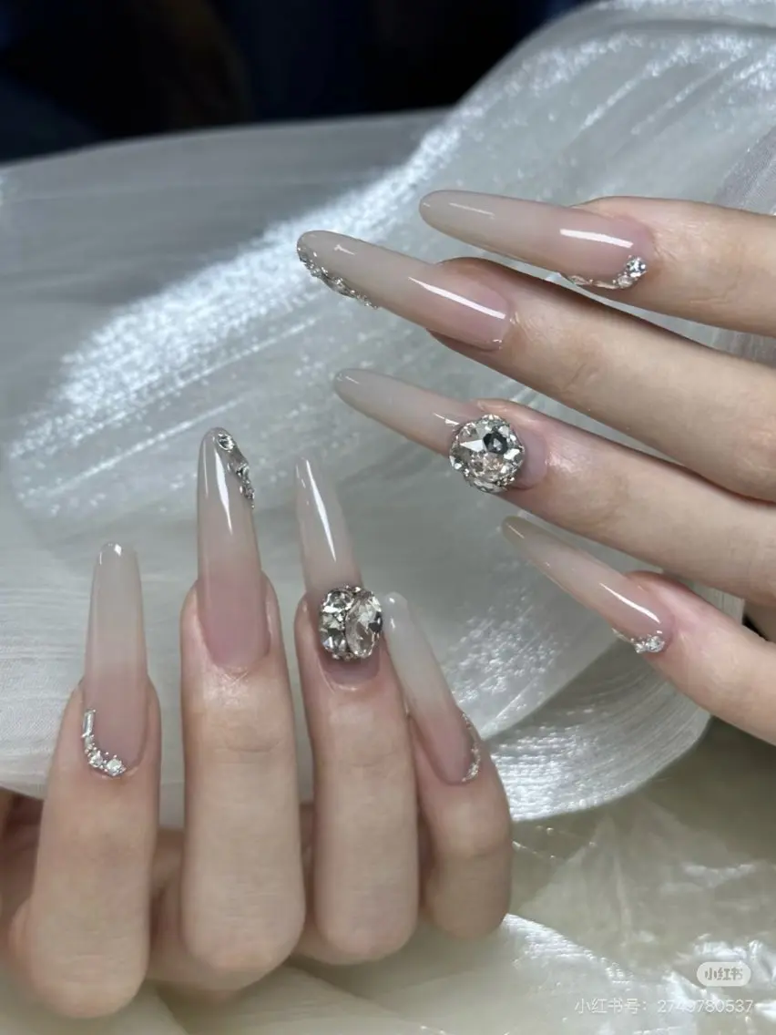 ネイル フレンチネイル ガラスフレンチ キラキラネイル 韓国ネイル ロングネイル ハンドネイル star nail salonのネイルデザイン