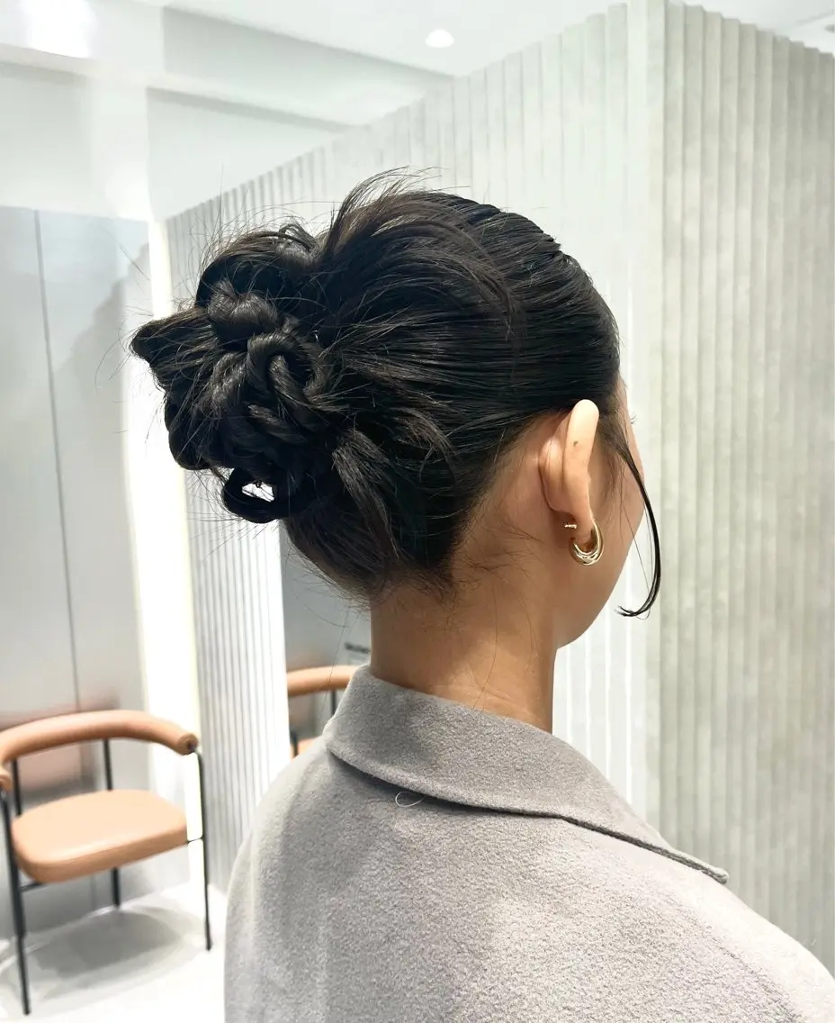 セミロング ヘアアレンジ ユウ 二子玉川駅 半個室サロンのヘアスタイル
