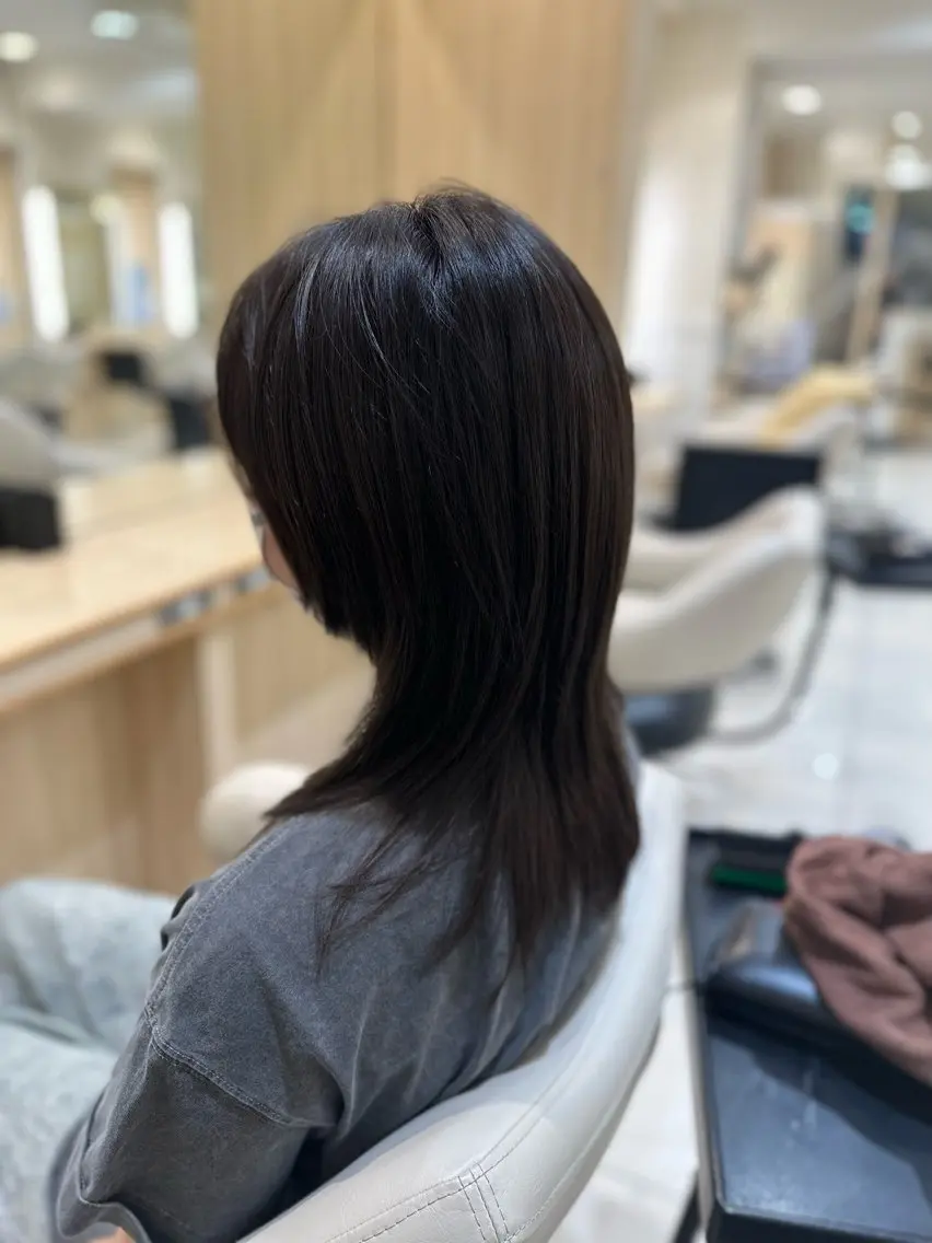 セミロング ボブ•ショートカット 草野太一のヘアスタイル