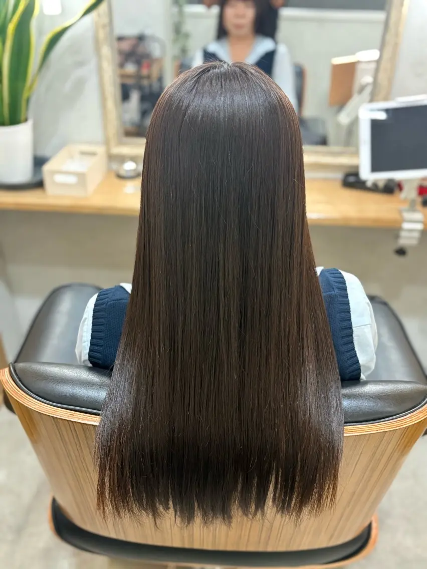 ロング カット 縮毛矯正 白鳥 正孝のヘアスタイル