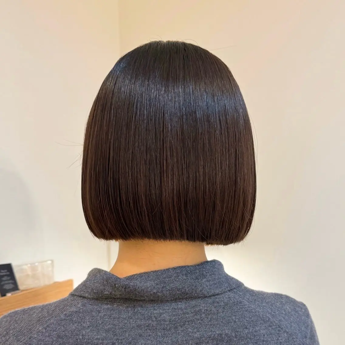 ミディアム 切りっぱなしボブ ボブ トリートメント 艶カラー/透明感 /ヒグチアオイのヘアスタイル