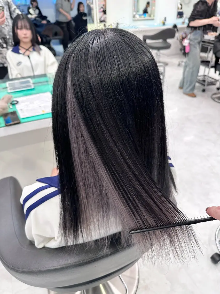 ミディアム カラー ヘアアレンジ ベージュカラー ブリーチ インナーカラー ピンクカラー 🫧モテる💗ダメー ジレスハイトーン🫧のヘアスタイル