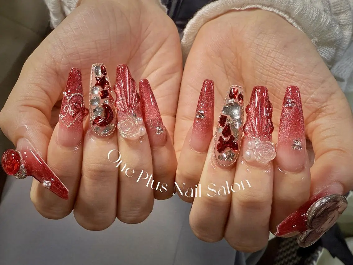 ネイル オーロラネイル 長さ出し フットネイル フレンチネイル ジェルネイル One Plus Nail Salonのネイルデザイン
