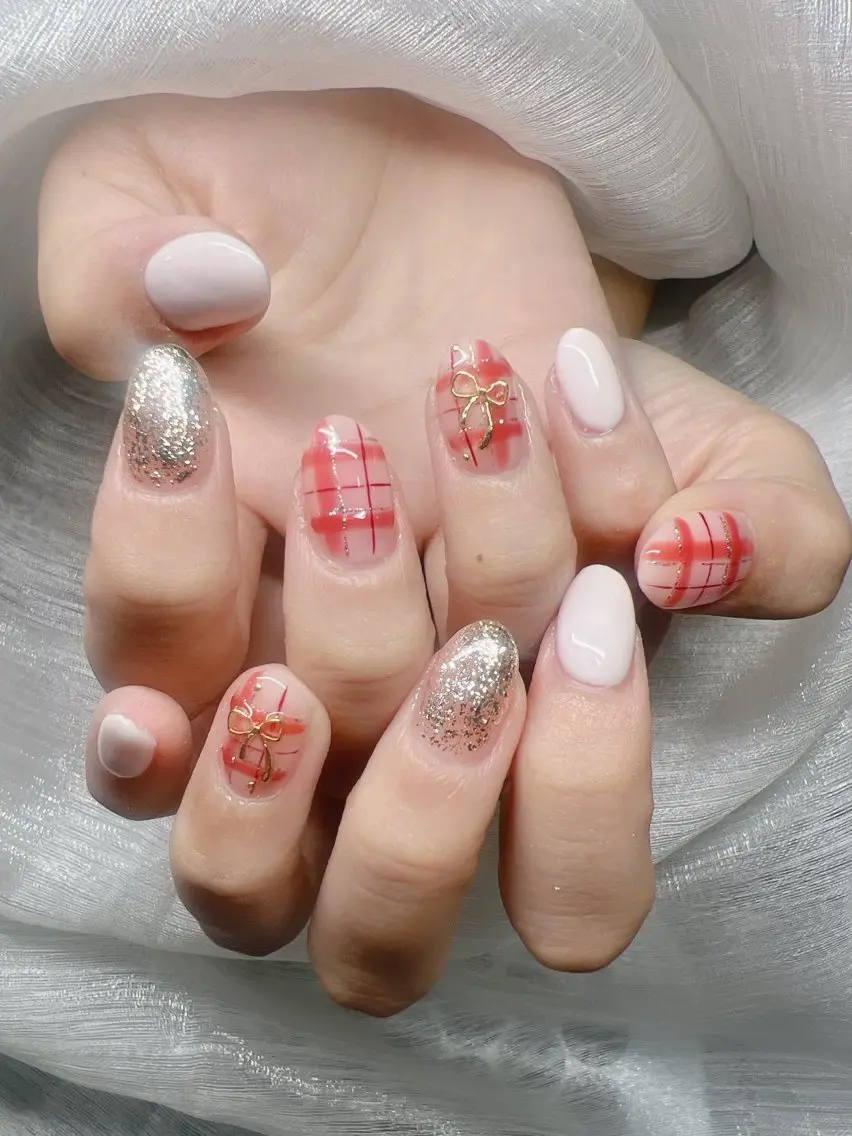 ネイル 長さ出し グラデーション キラキラネイル マグネットネイル ニュアンスネイル Lee Nails チップ長さだし専門店のネイルデザイン