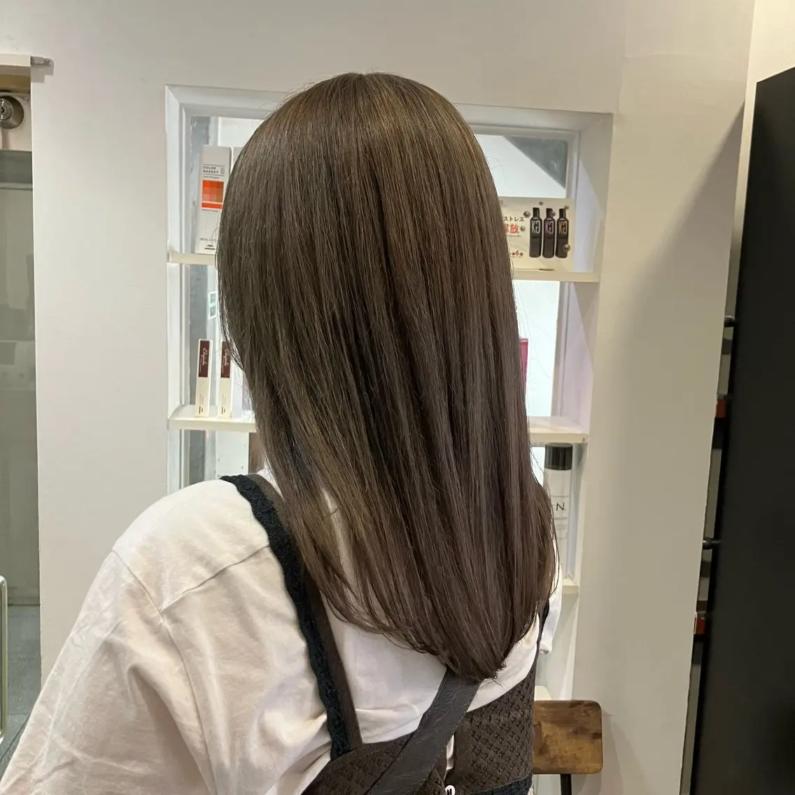 ミディアム 清村 和音のヘアスタイル