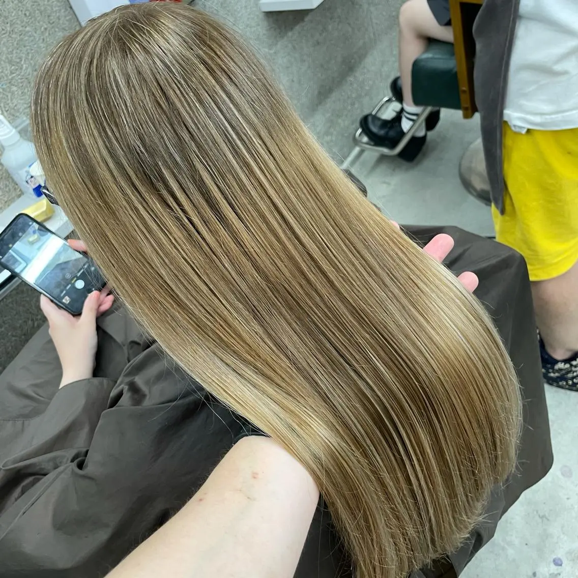 ロング カラー Lull1人美容室 バレイヤージュのヘアスタイル