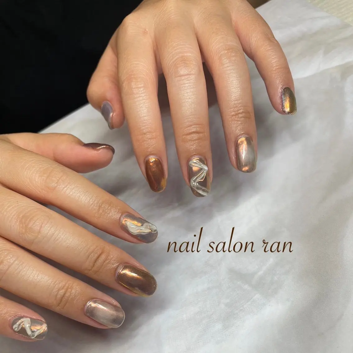 ネイル ゴールド ミラーネイル ニュアンスネイル ハンドネイル ハンドケア nailsalon ranのネイルデザイン