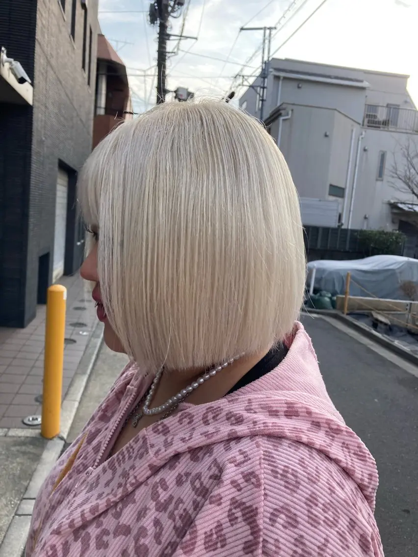 ショート カラー ヘアカラー ✨最安値✨エクステ カラー🌼つきな🌼のヘアスタイル