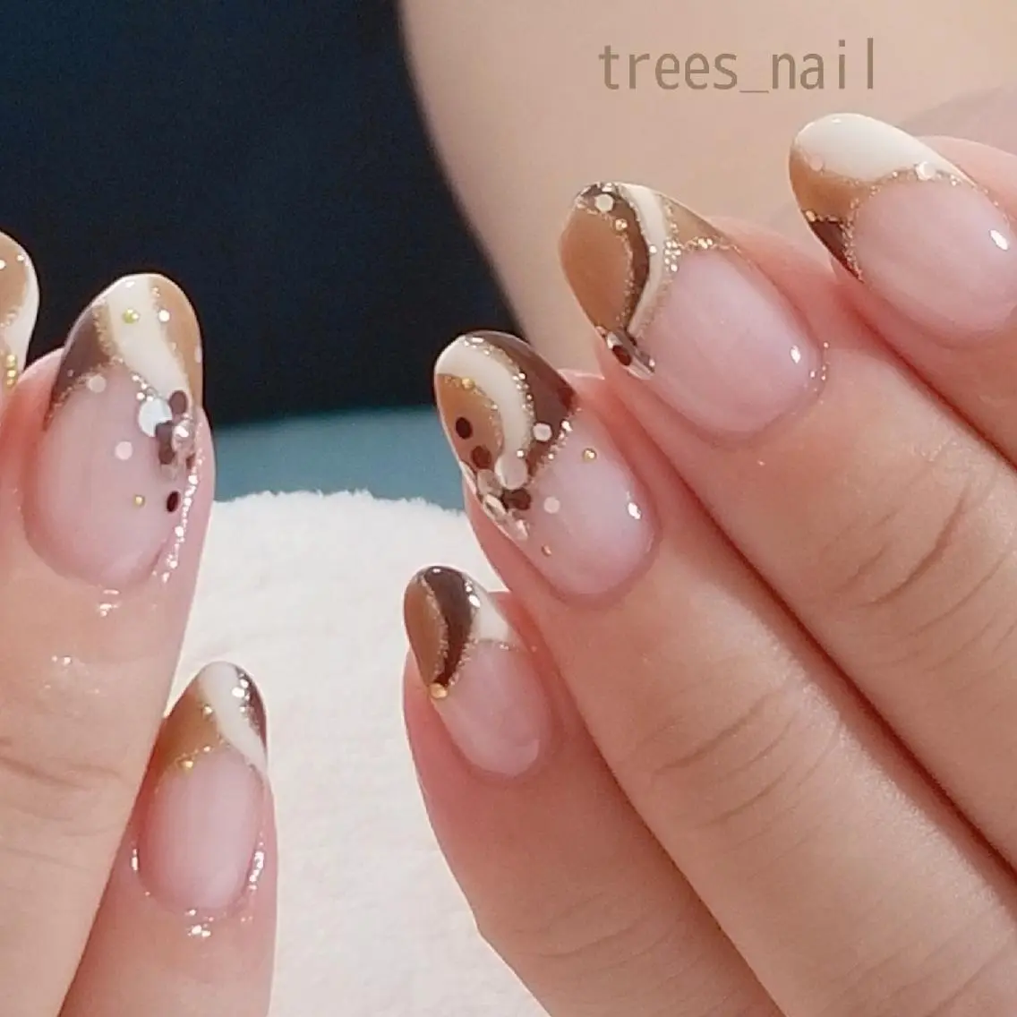 ネイル ブラウン trees_ nailのネイルデザイン