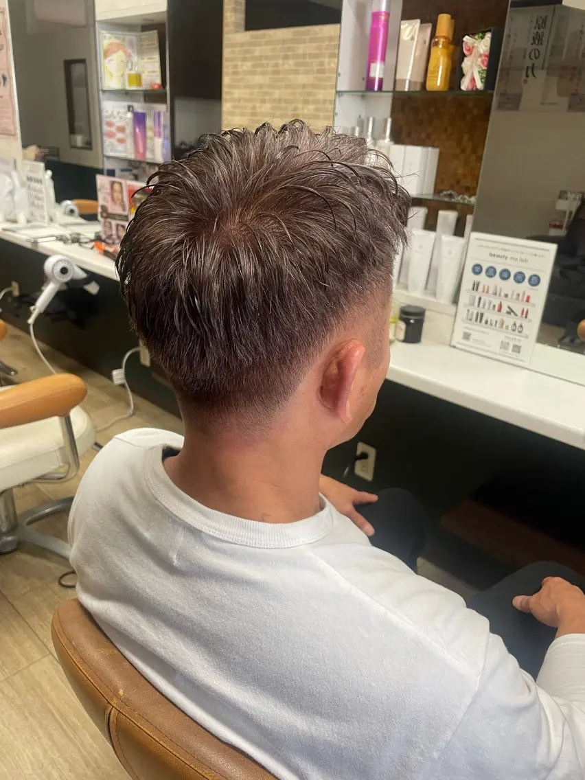 ショート カラー メンズ アッシュ ヘアカラー 徳留 もも花のヘアスタイル