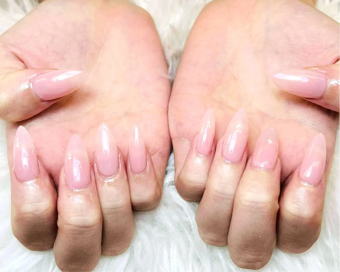 ネイル チークネイル 長さ出し フラッシュネイル フレンチネイル グラデーション ハンドネイル AN NAIL SALONのネイルデザイン