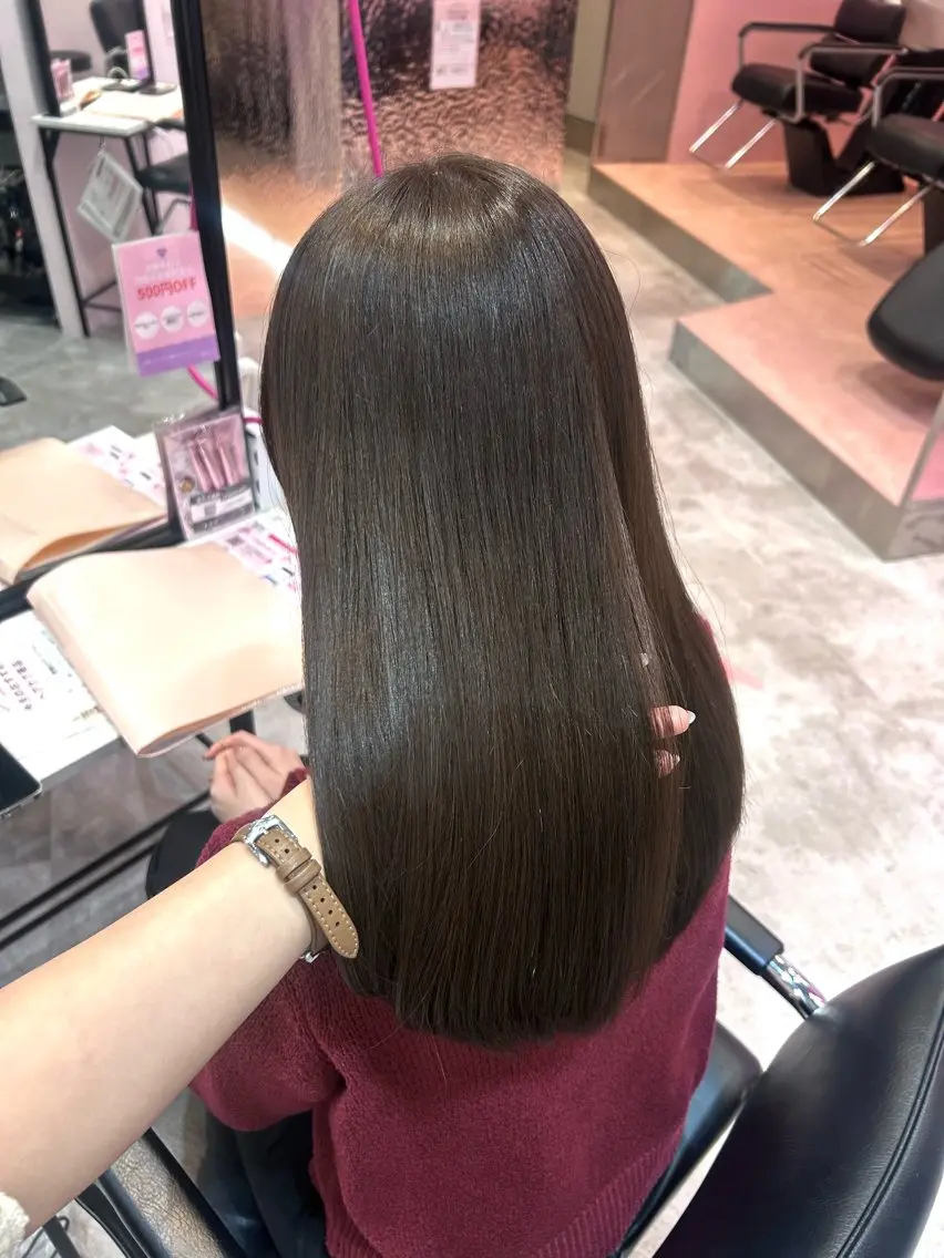 ロング ヘアカラー 透明感/艶カラー 💘Hanaのヘアスタイル