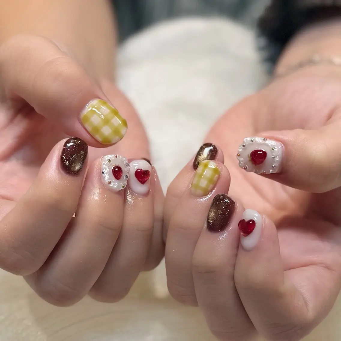 ネイル ハンドネイル 新井 ひなののネイルデザイン