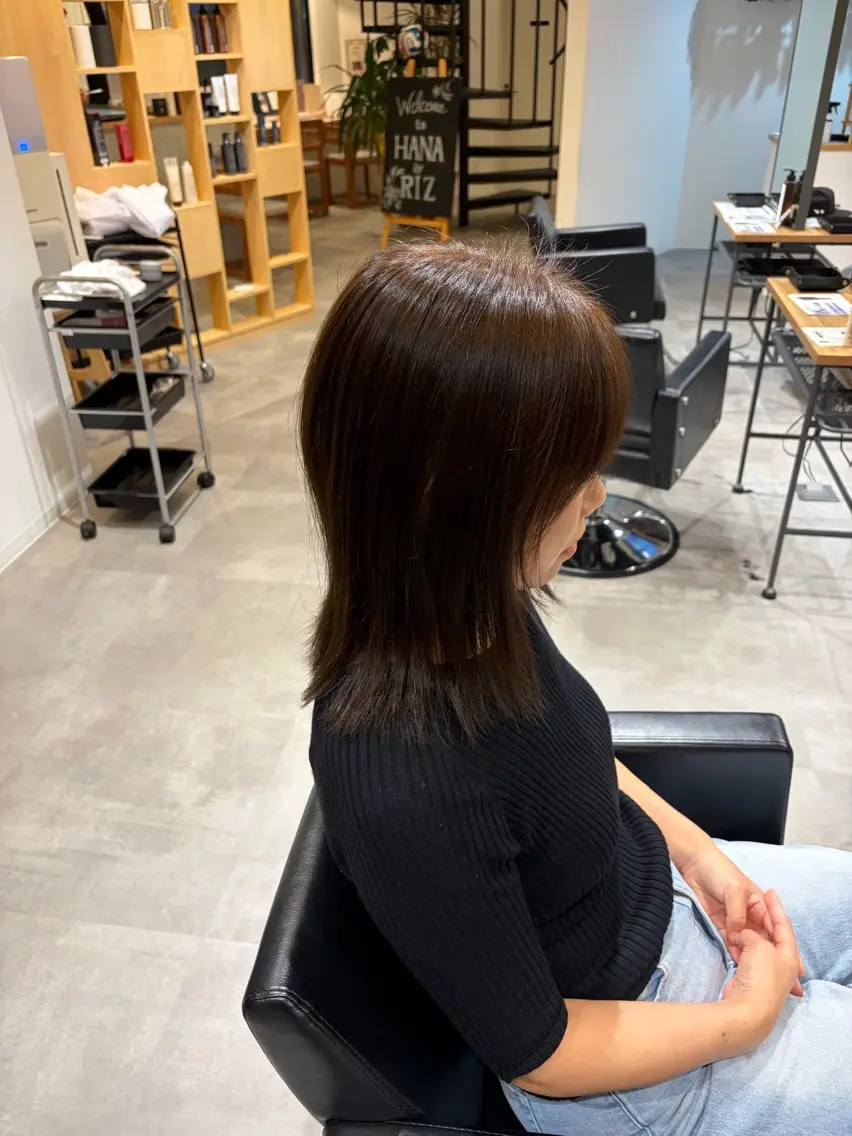 ミディアム ヘアカラー 安達 雪乃のヘアスタイル