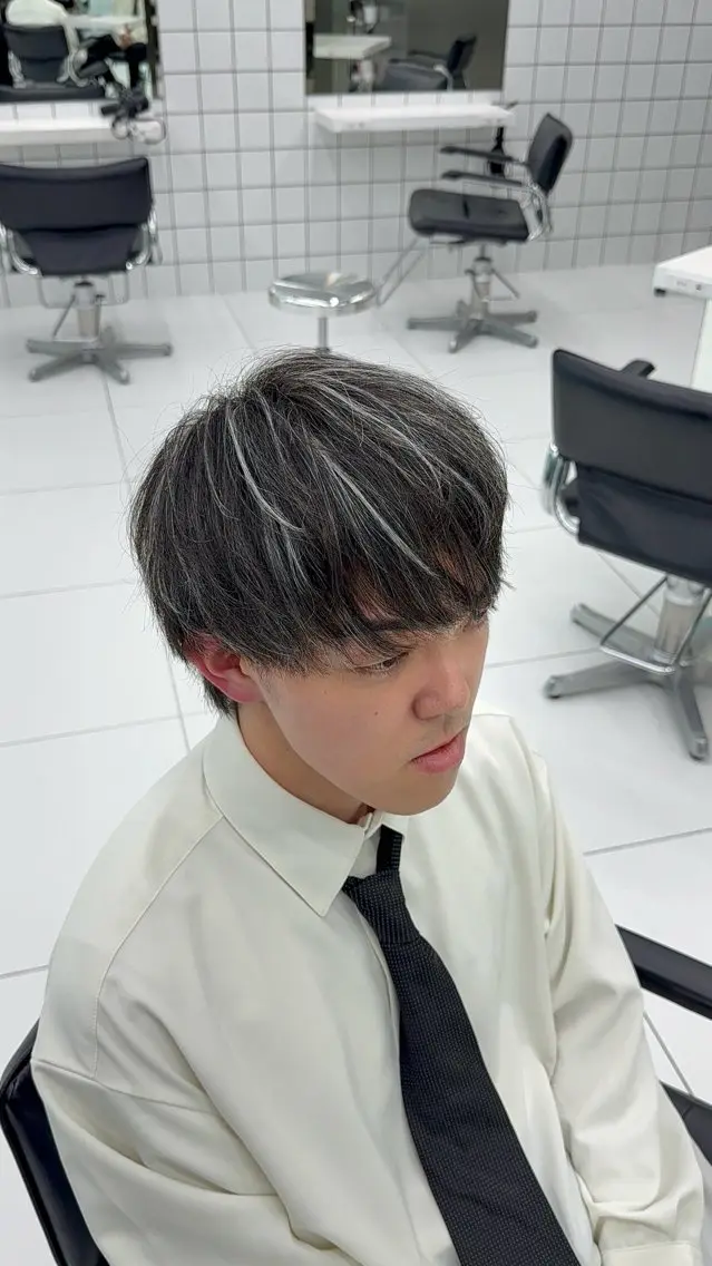 カラー メンズ メンズハイライト ハイライトカラー 渋谷ブリーチカラー/ デザインカラー/優希のヘアスタイル