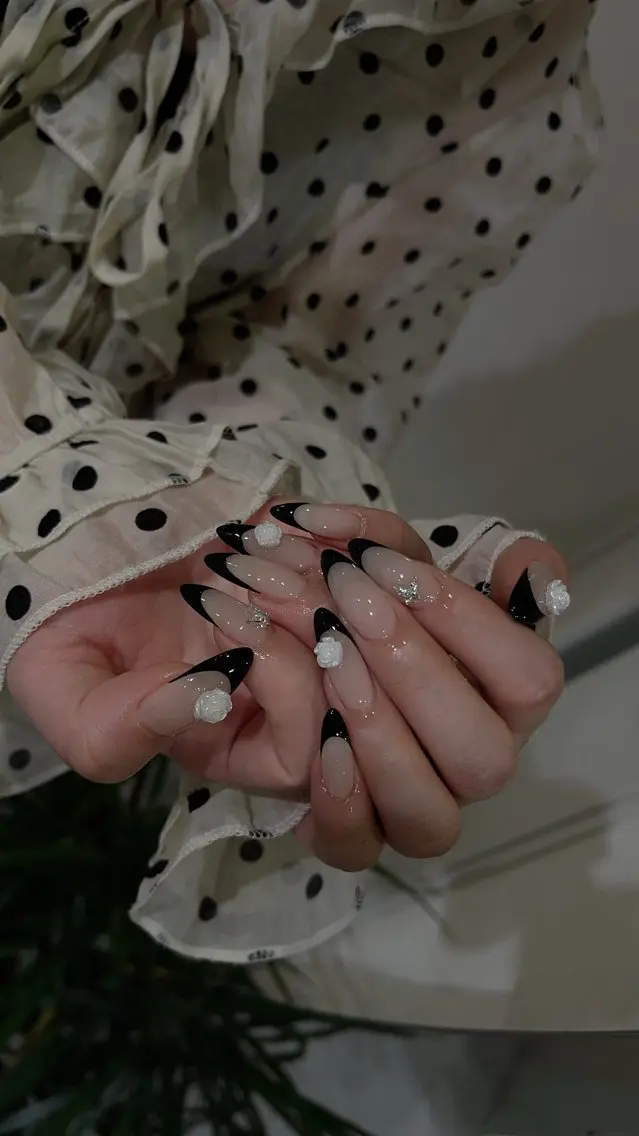 ネイル ハンドネイル SHE Nailのネイルデザイン