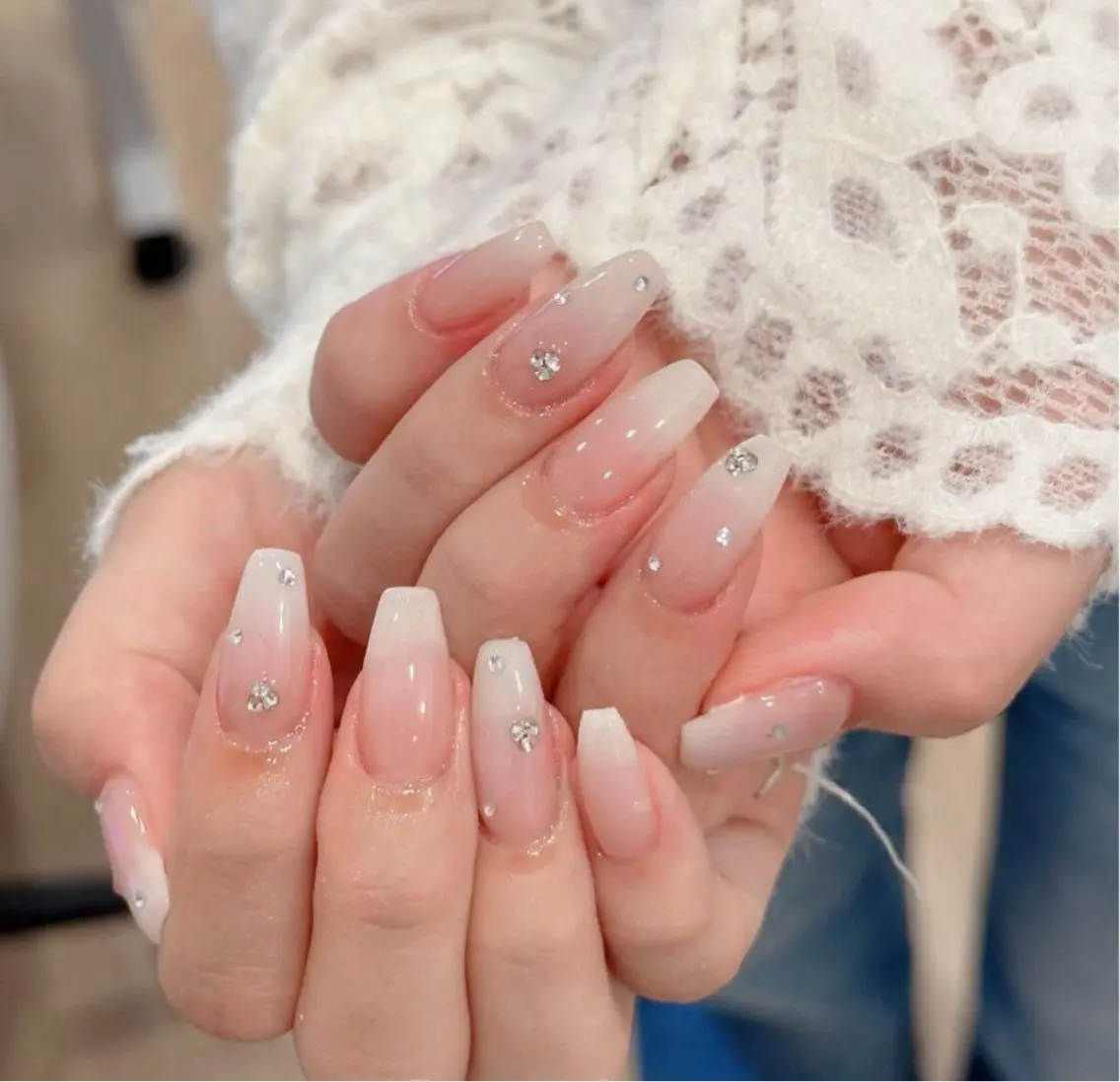 ネイル フレンチネイル キラキラネイル 韓国ネイル シンプルネイル ワンホンネイル ハンドネイル MEI Nailのネイルデザイン