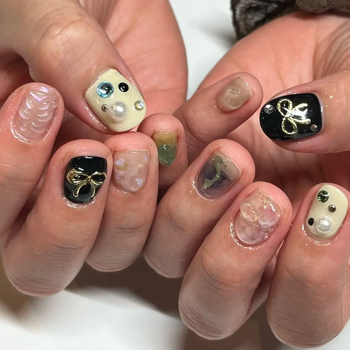 ネイル キラキラネイル ハンドネイル mitsuki / Manonのネイルデザイン