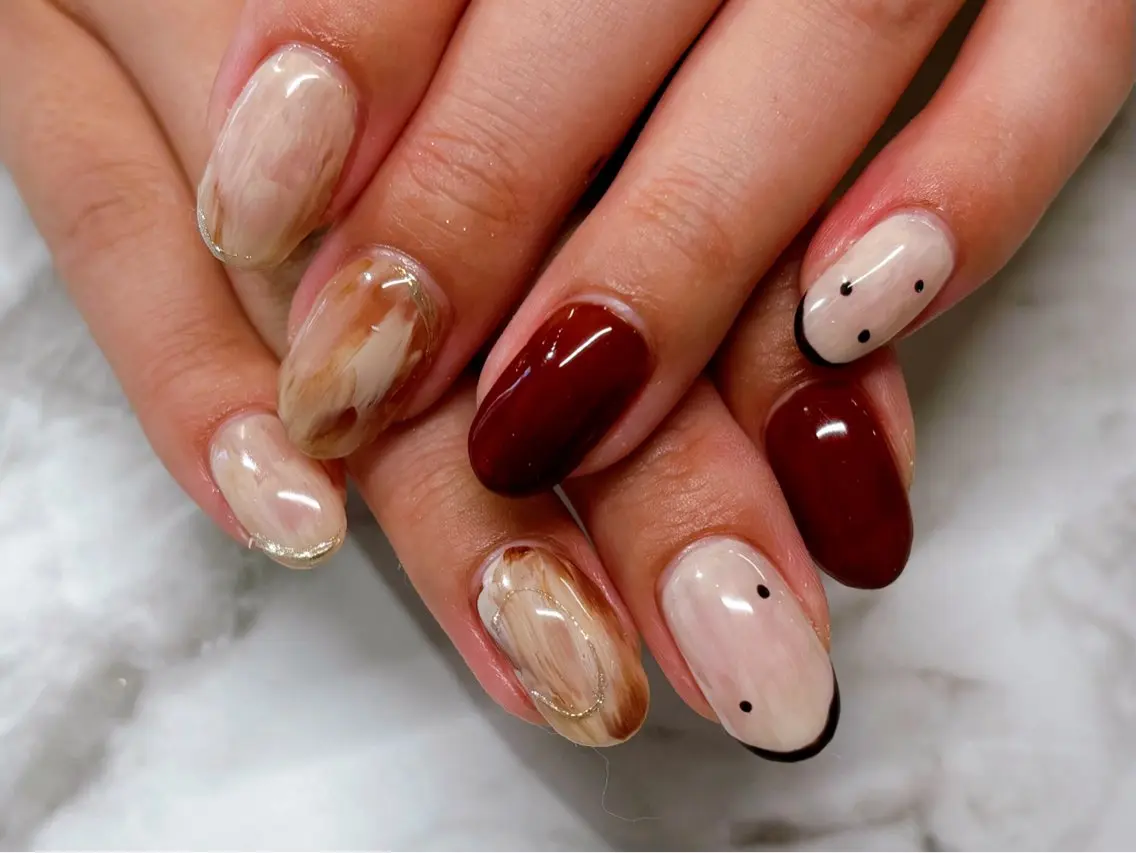 ネイル ブラウン ニュアンスネイル ハンドネイル Lani🌈Nail Konatsuのネイルデザイン