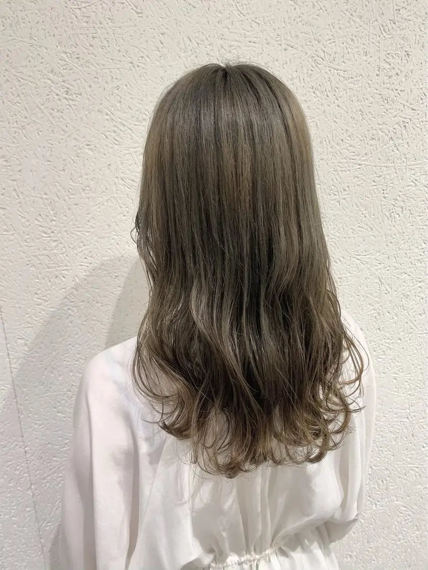 ロング みゆ/ カラーリスト🎀のヘアスタイル