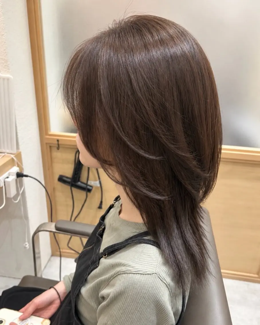 セミロング 切りっぱなしボブ ボブ 髪質改善 カット トリートメント ヘッドスパ 久木原 ゆりのヘアスタイル