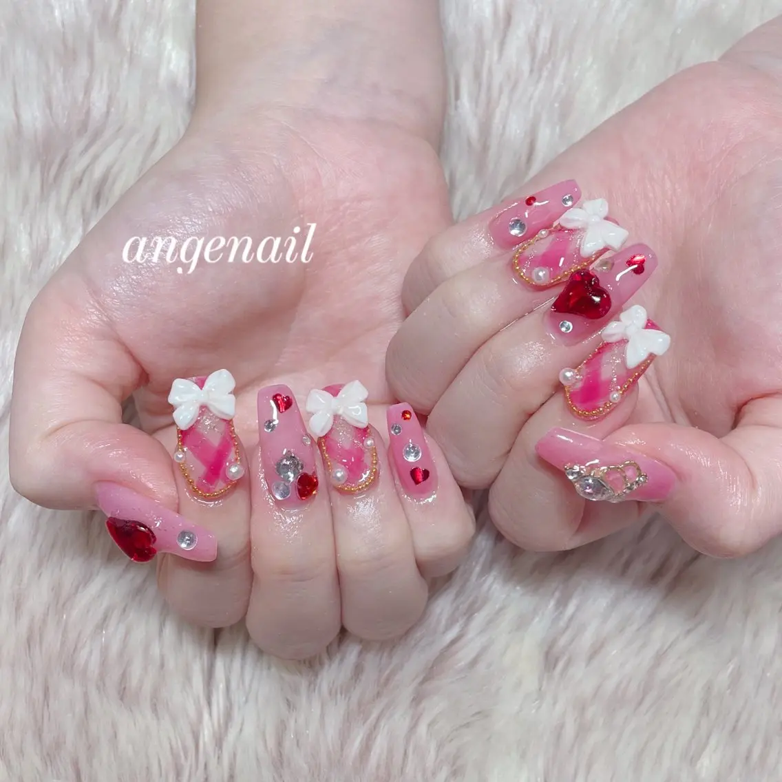ネイル ハンドネイル オーナーネイリスト MAKIのネイルデザイン