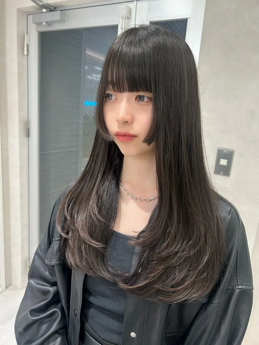 セミロング カラー ヘアアレンジ 姫カット レイヤーカット カット ヘアカラー トリートメント fumika🎀 ベージュのヘアスタイル