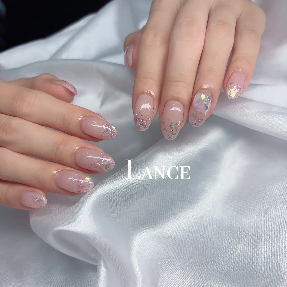 ネイル オーロラネイル フットネイル 氷ネイル・うるうるネイル キラキラネイル 韓国ネイル ハンドネイル Lance nailのネイルデザイン
