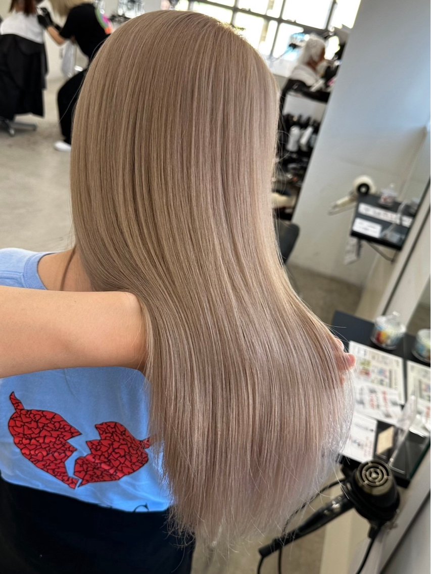 ロング カラー ブリーチ ハイトーンカラー カット ヘアカラー 髙木 利央のヘアスタイル