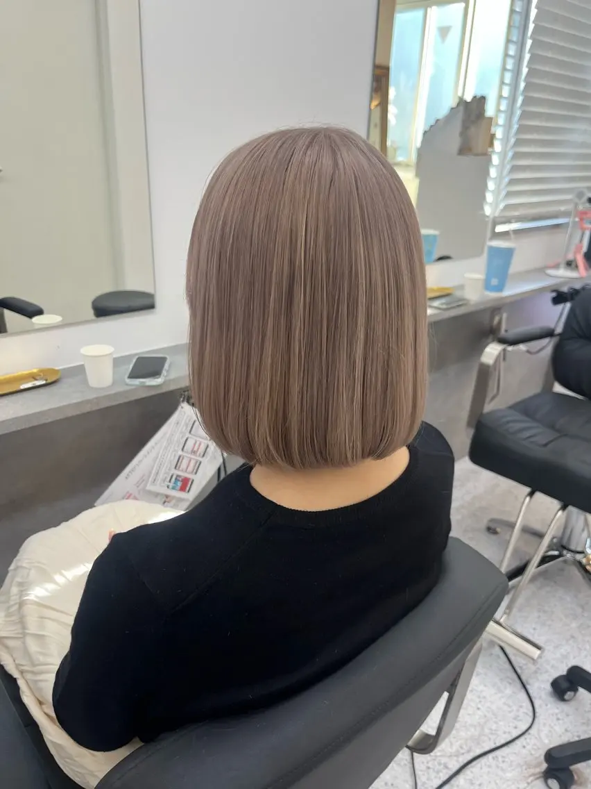 ショート カラー 透明感カラーレイヤー ブリーチ🌙Manaのヘアスタイル