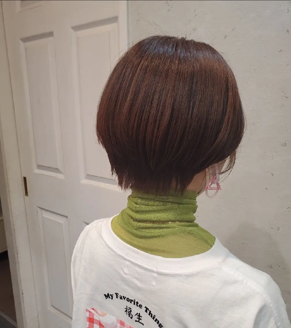 ショート カラー ショートボブ ブラウンカラー オレンジ オレンジブラウン ピンクカラー カット ヘアカラー トリートメント 大人女性の救世主💫 溝の口/岡部彩夏のヘアスタイル
