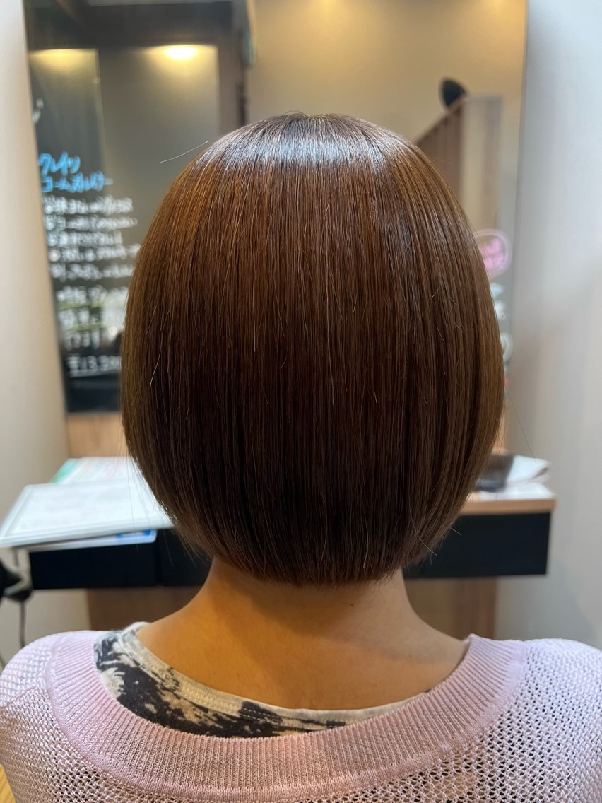 カット+生質感ストレートの写真