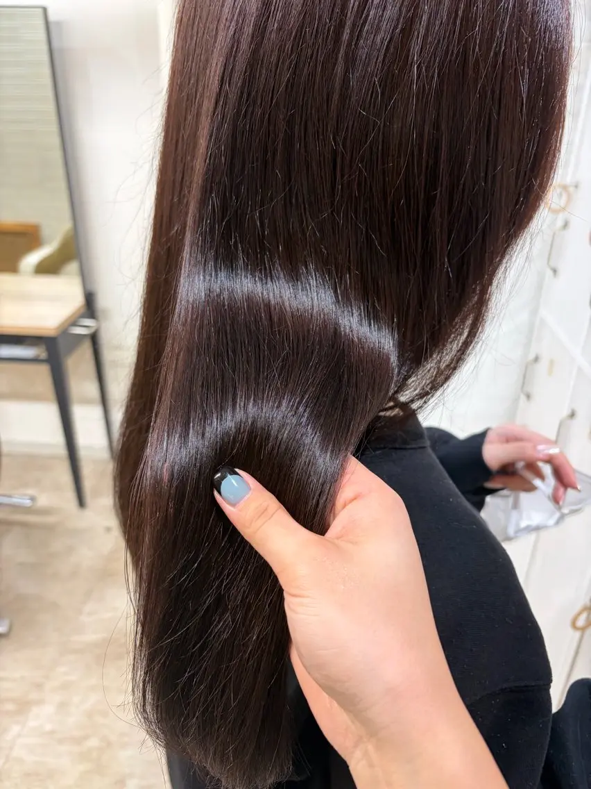 ロング カラー カットモデル unaのヘアスタイル