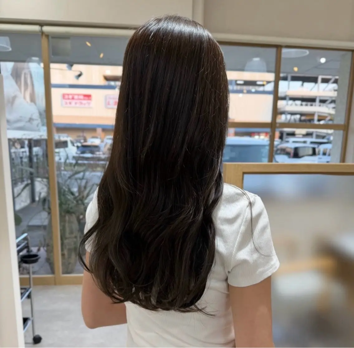 ロング ヘアカラー トリートメント カラーモデル募集中 🍀 上地 虹奈のヘアスタイル