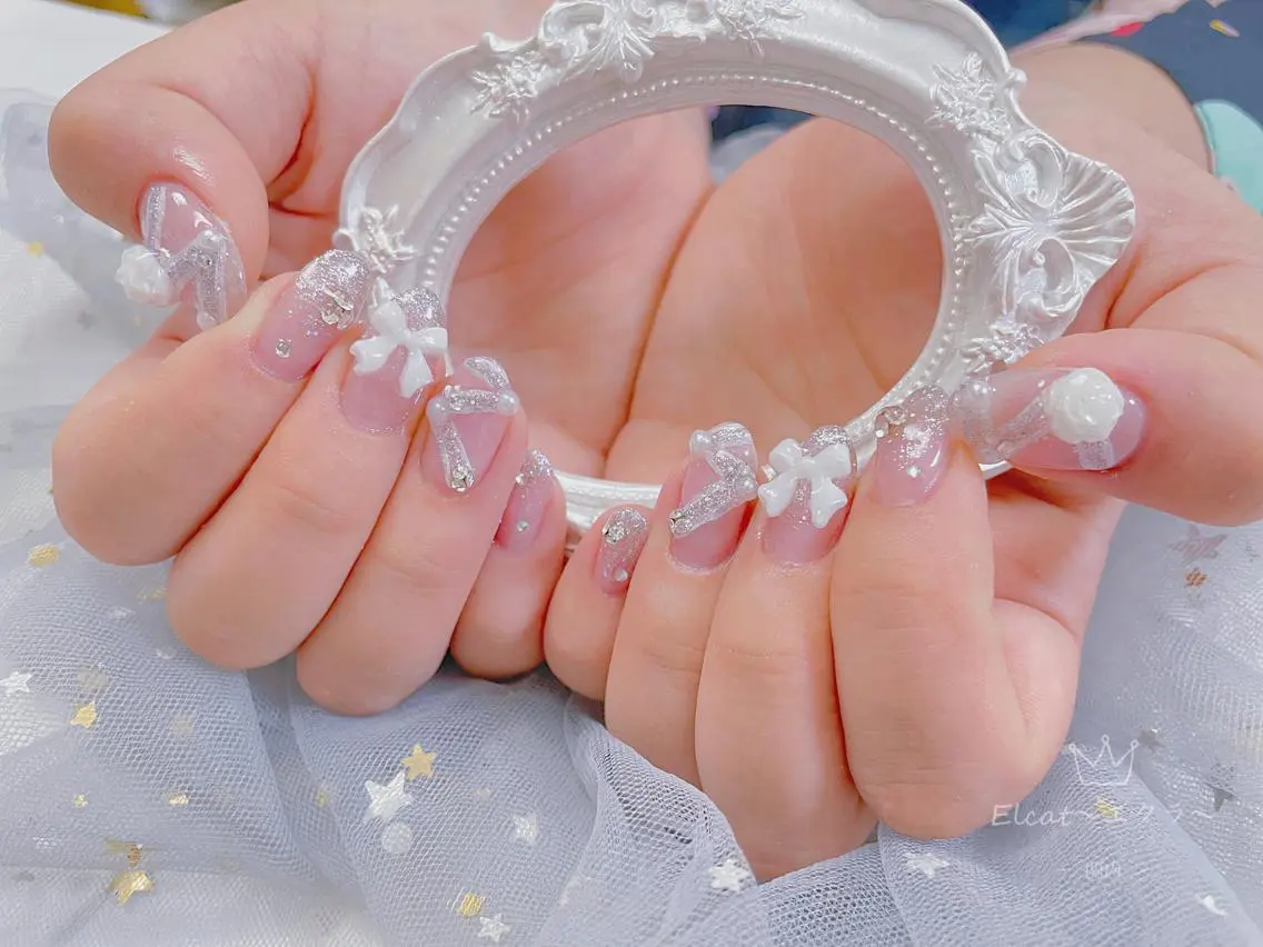 ネイル ハンドネイル ネイルサロンエクラ 🫧Shizukaのネイルデザイン