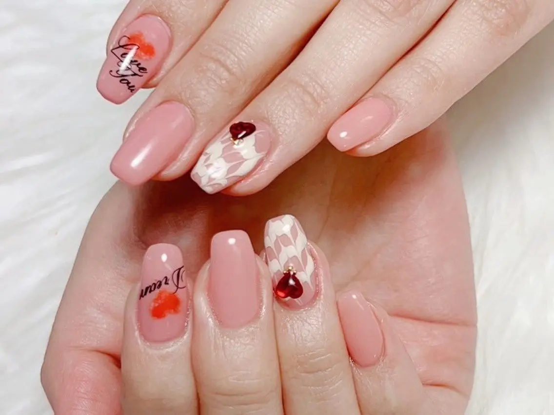 ネイル ハート ピンク Nail lieNのネイルデザイン
