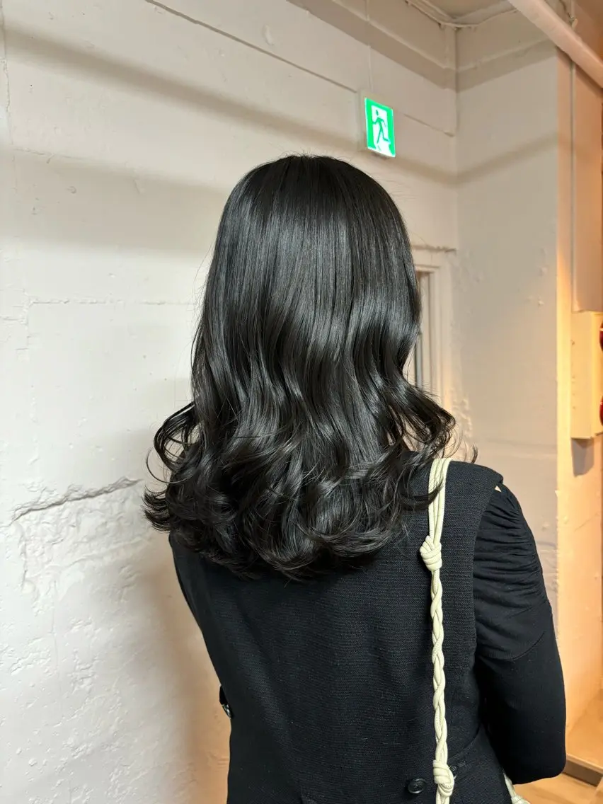 セミロング 🩵似合わせカット SEIRA🩵のヘアスタイル