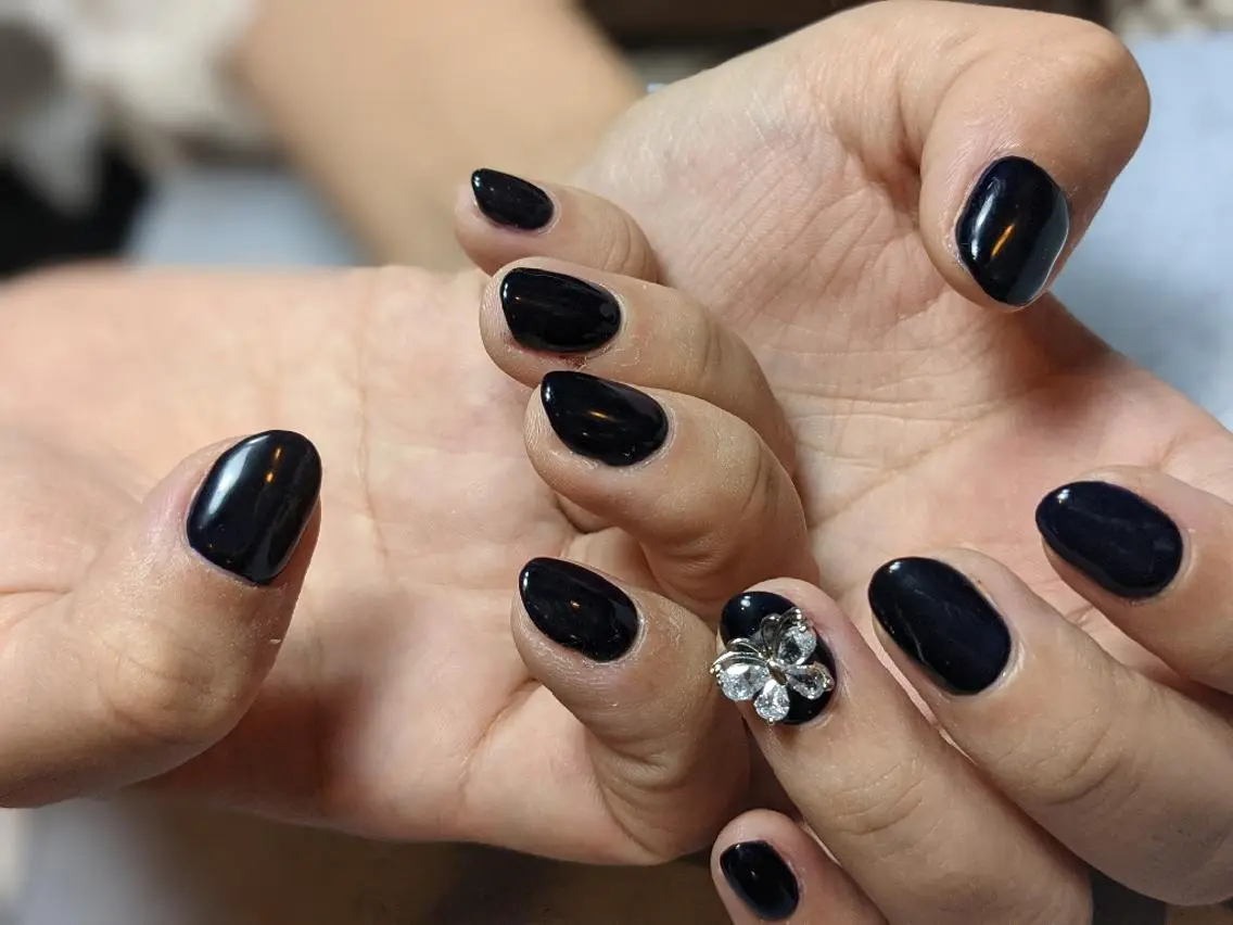 ネイル ワンカラーネイル ハンドネイル Nail SIRANGANAのネイルデザイン